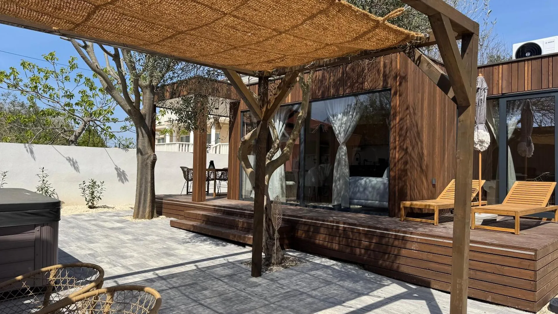 Vakantiehuis Prestige Beach & Wellness House Privlaka  Kroatië